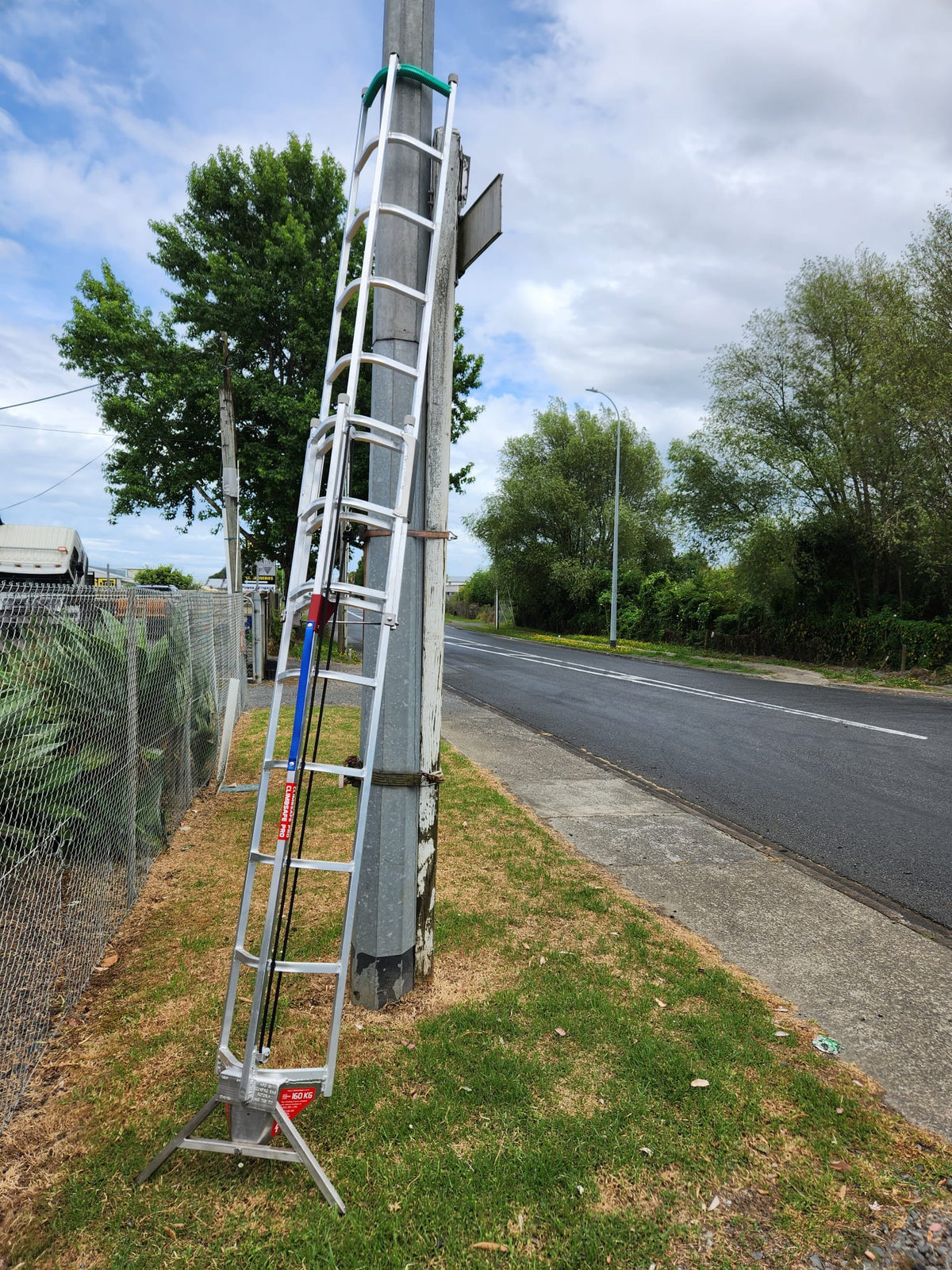 3D Climbing Frame Extension Ladders - BLS Ladders